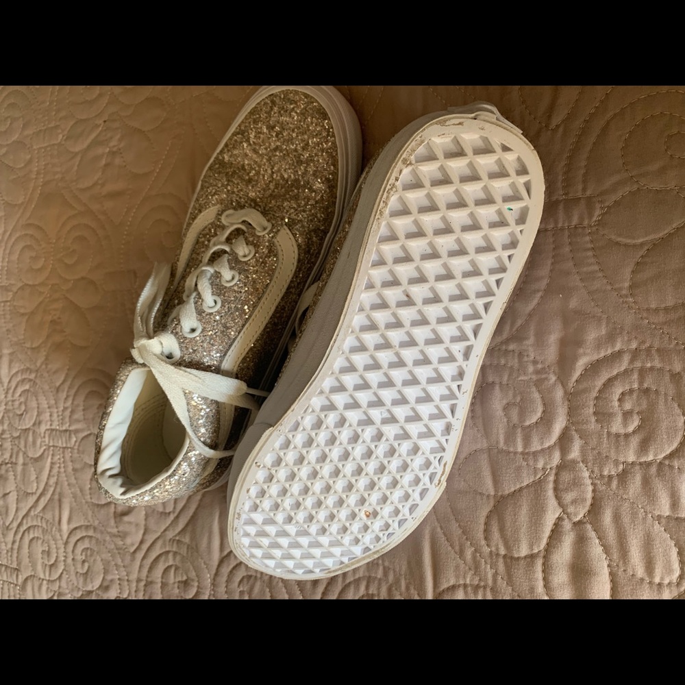 Vans...Size 7...Like New Condition - image 4